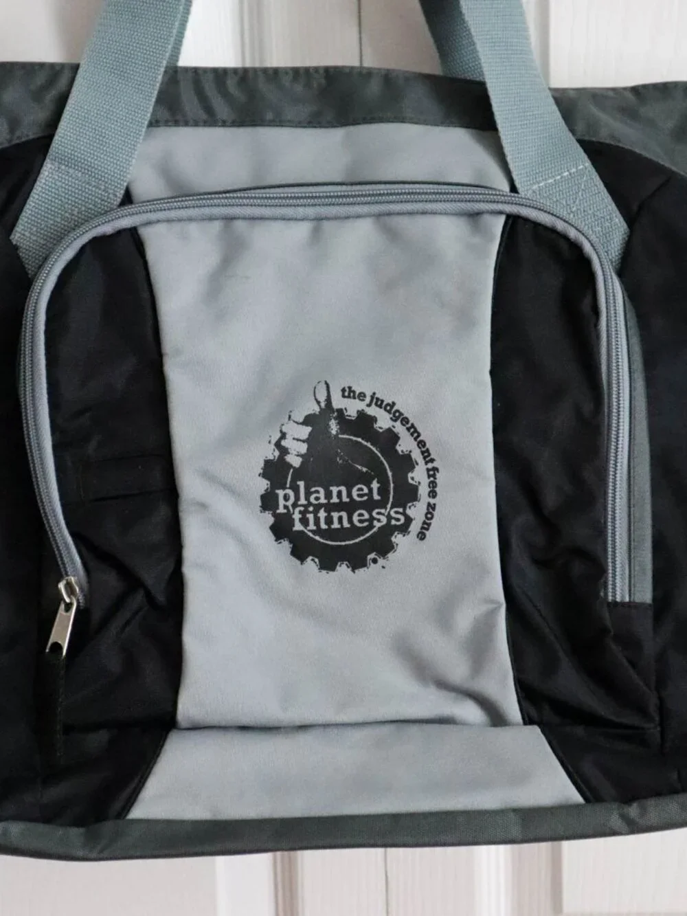 Large Zippered Nylon Tote Bag Travel Carry On Planet Fitness Branded 19